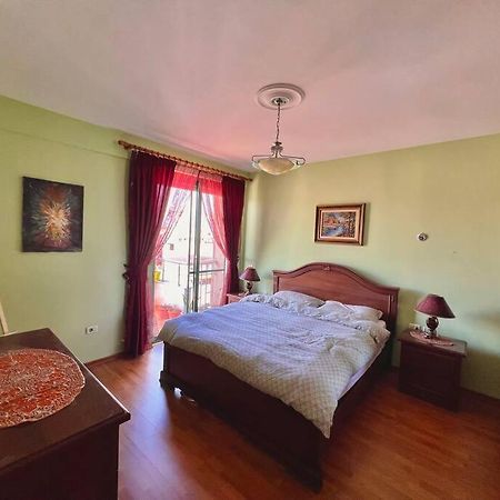 Central Tirana Flat Near Bazaar Ngoại thất bức ảnh