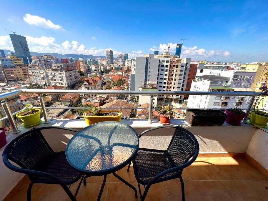 Central Tirana Flat Near Bazaar Ngoại thất bức ảnh