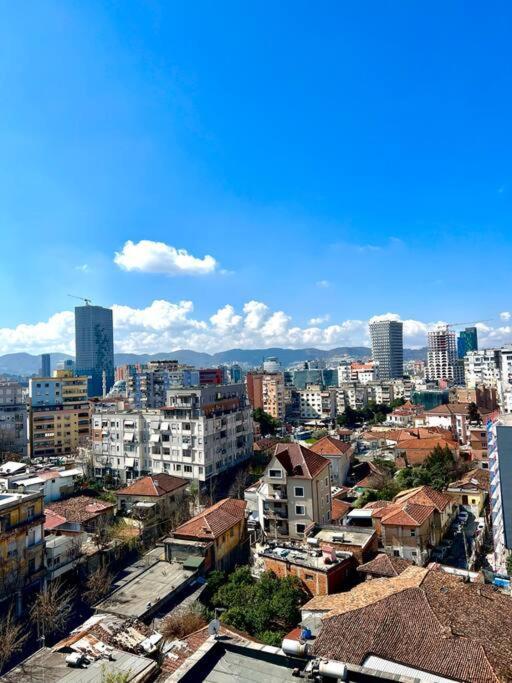 Central Tirana Flat Near Bazaar Ngoại thất bức ảnh